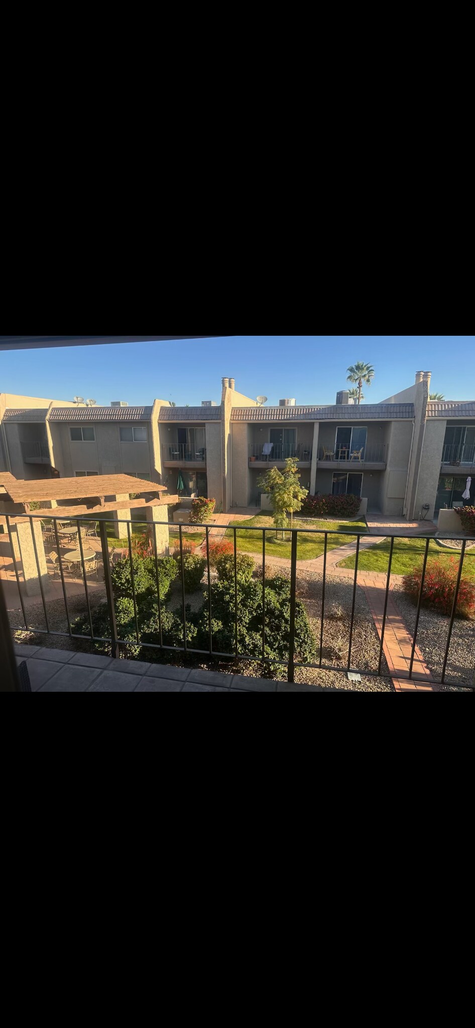 Building Photo - 7436 E Chaparral Rd