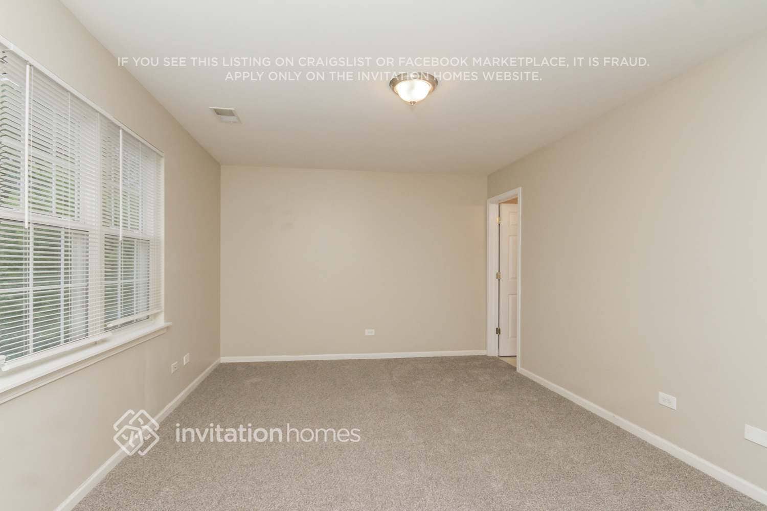 Building Photo - 3862 Pathfinder Ln