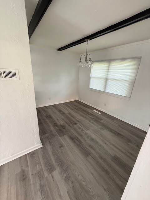 Building Photo - Jannat Arnsby