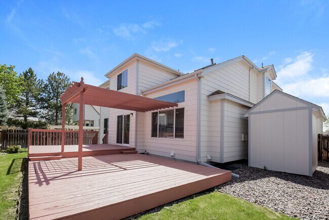 Building Photo - 5521 W 117th Pl