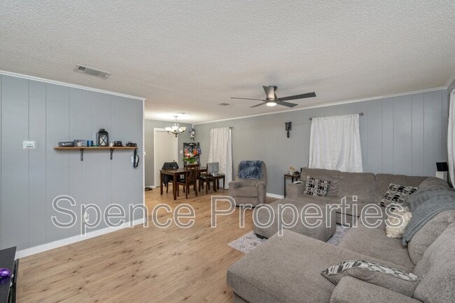 Building Photo - 113 Marimba St