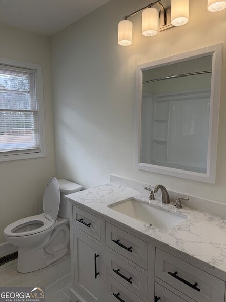 Building Photo - 1065 Nelson St