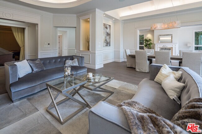 Building Photo - 210 S Westgate Ave