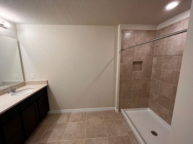Building Photo - 4508 Sparkling Shell Ave