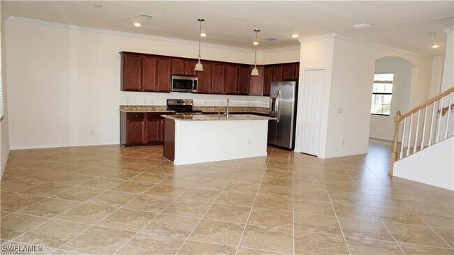 Building Photo - 4232 Raffia Palm Cir