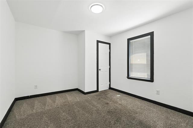 Building Photo - 1124 E Hattie St