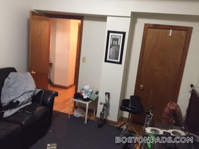 Building Photo - 115 St Stephen St