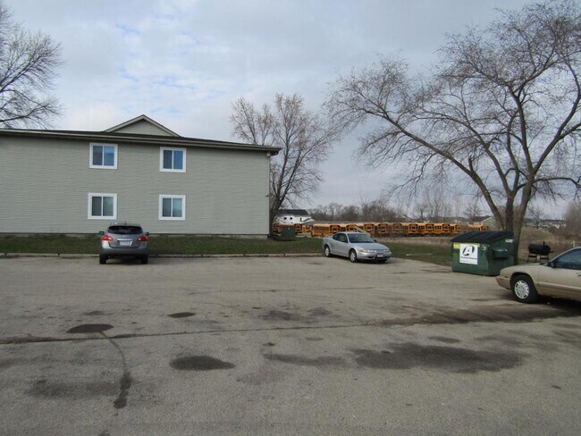 Building Photo - 6578 Lake Rd