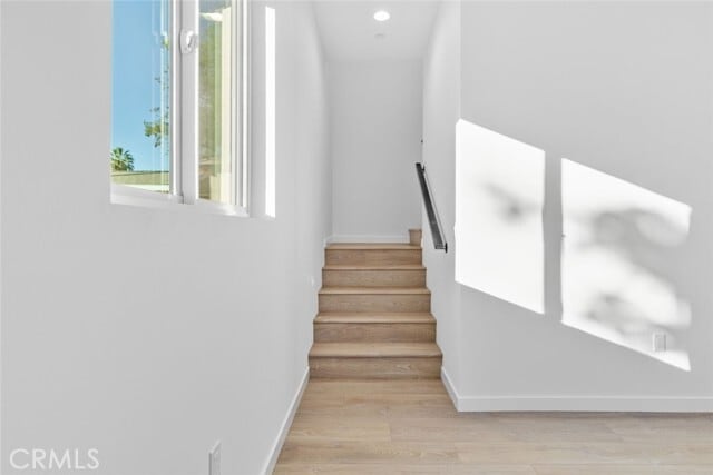Building Photo - 6846 Cedros Ave