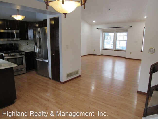 Building Photo - 4 br, 2.5 bath House - 10671 Kipling Way