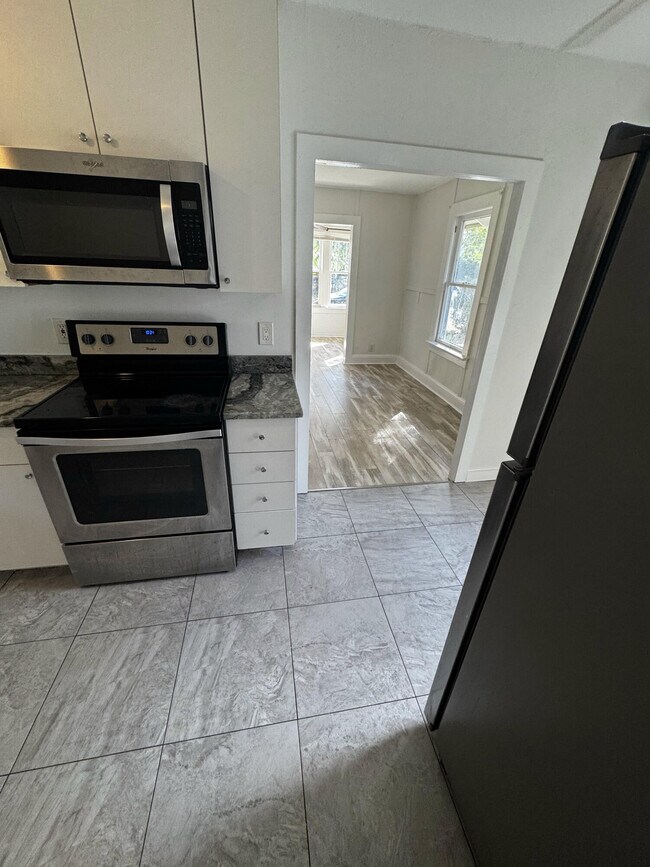 Building Photo - 315 N K St