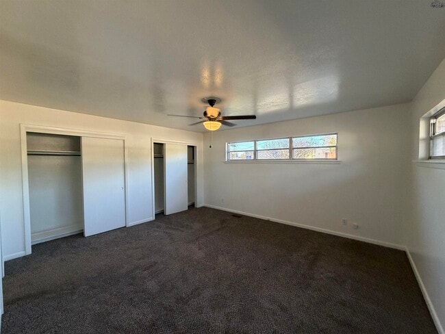 Building Photo - 4508 Bermuda Ln