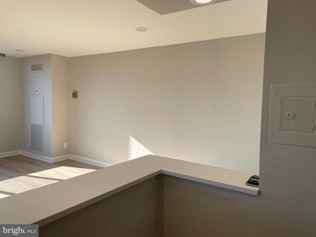 Building Photo - 5225 Pooks Hill Rd