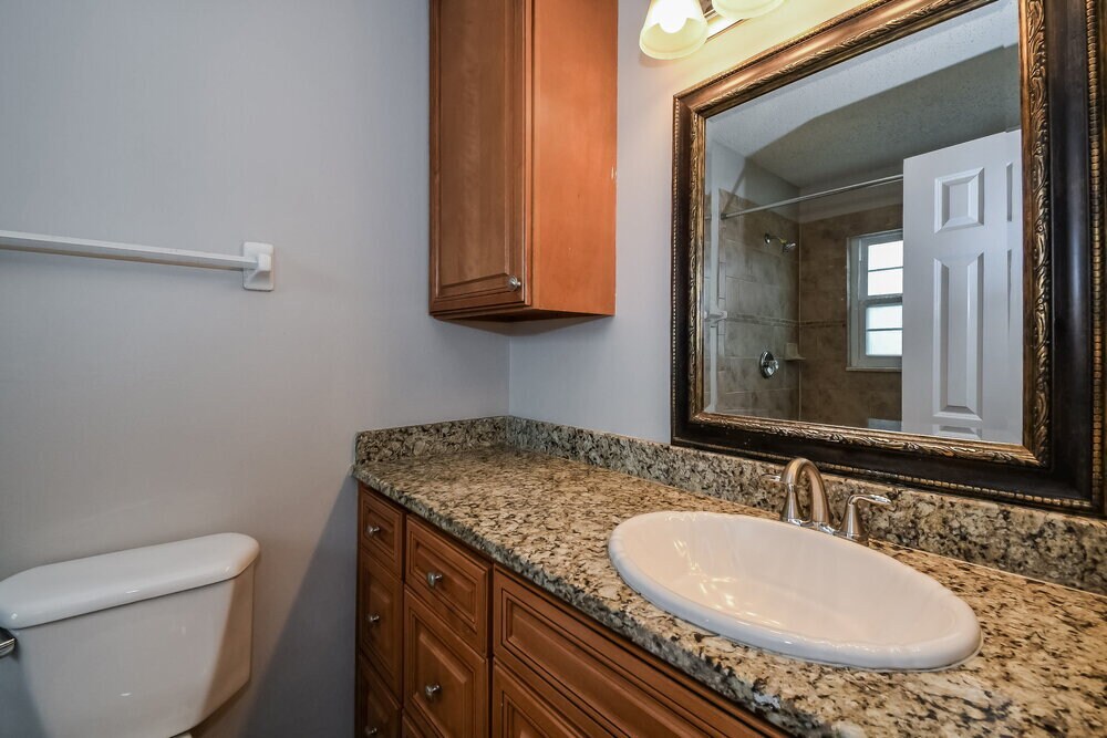 Building Photo - 8544 Moss Pointe Trail N