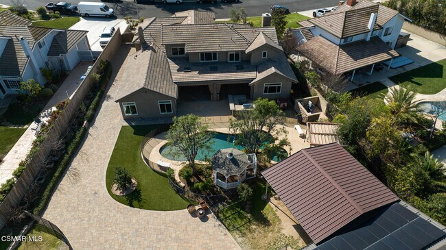 Building Photo - 525 Aqueduct Ct