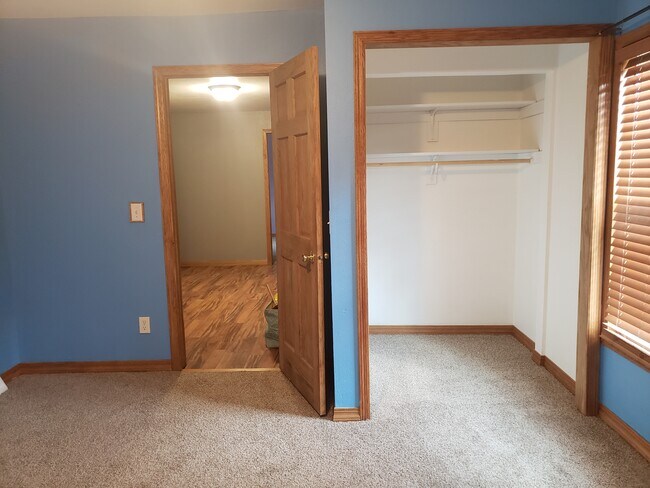 Building Photo - 608 W South St