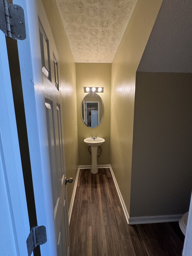 Building Photo - 255 Timber Wolf Trail