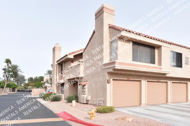 Building Photo - 10115 E Mountain View Rd