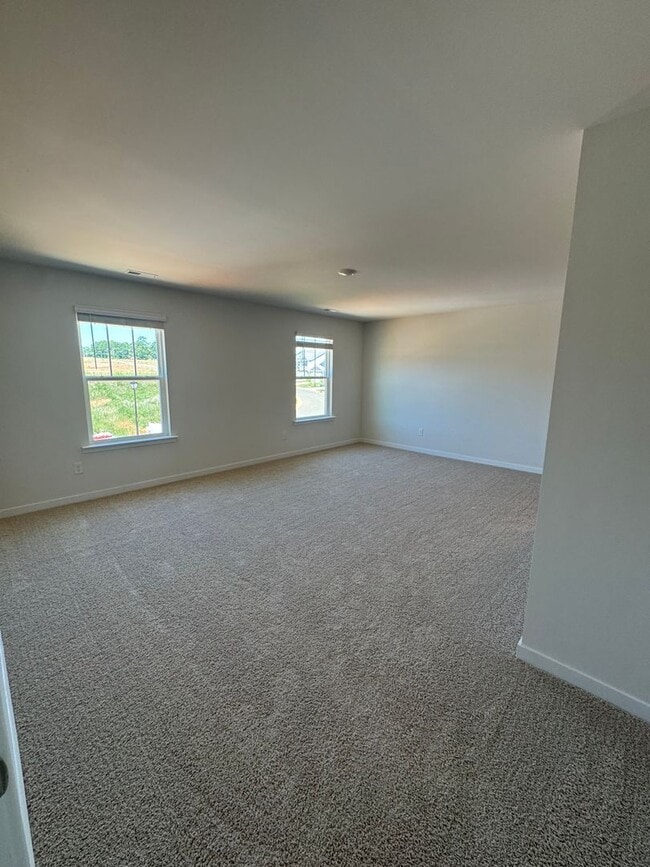 Building Photo - Stunning Brand-New 4BR Home with Modern Luxury Throughout