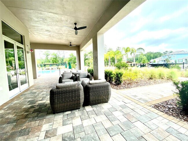 Building Photo - 160 Victoria Oaks Blvd