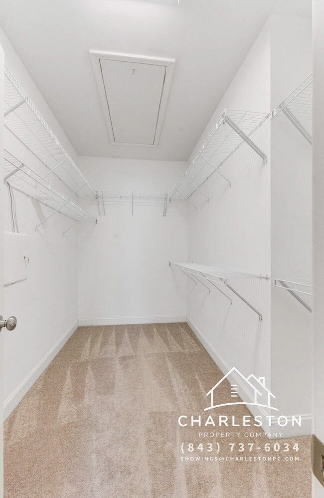 Building Photo - 2005 Kings Gate Ln