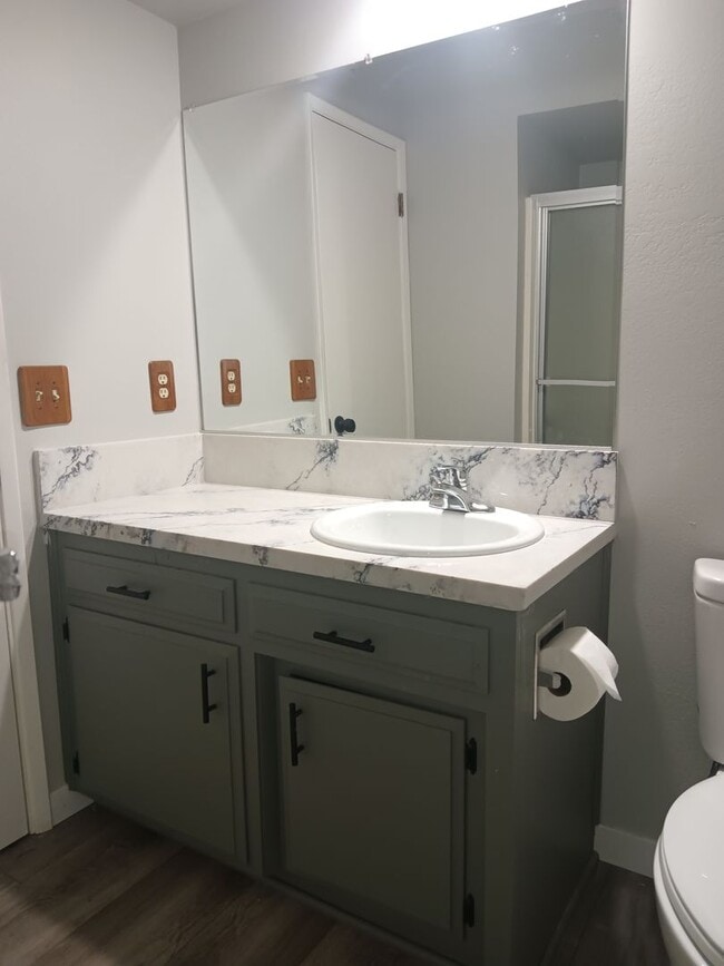Building Photo - Desirable Two-Story Condo in the North East