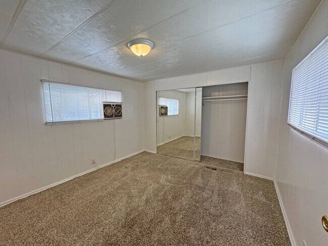 Building Photo - 70210 CA-111