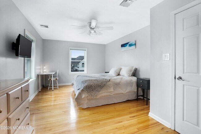 Building Photo - 393 E Virginia Ave