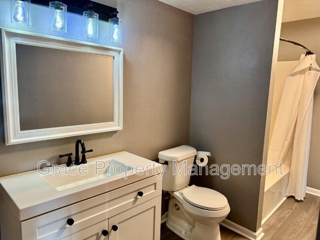 Building Photo - 16259 W 10th Ave