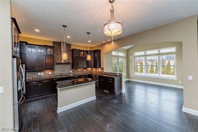 Building Photo - 36591 Wendell St