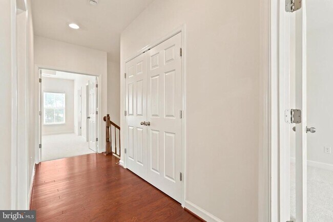 Building Photo - 42615 Beckett Terrace