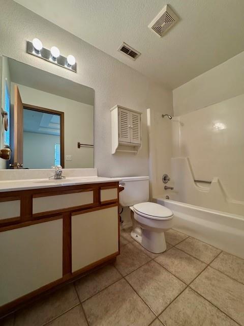 Building Photo - 221 Fox Run Pl