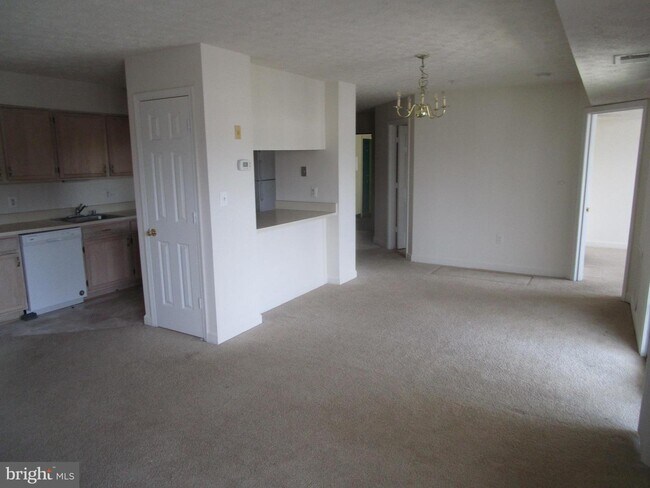Primary Photo - 6900 St Ignatius Dr