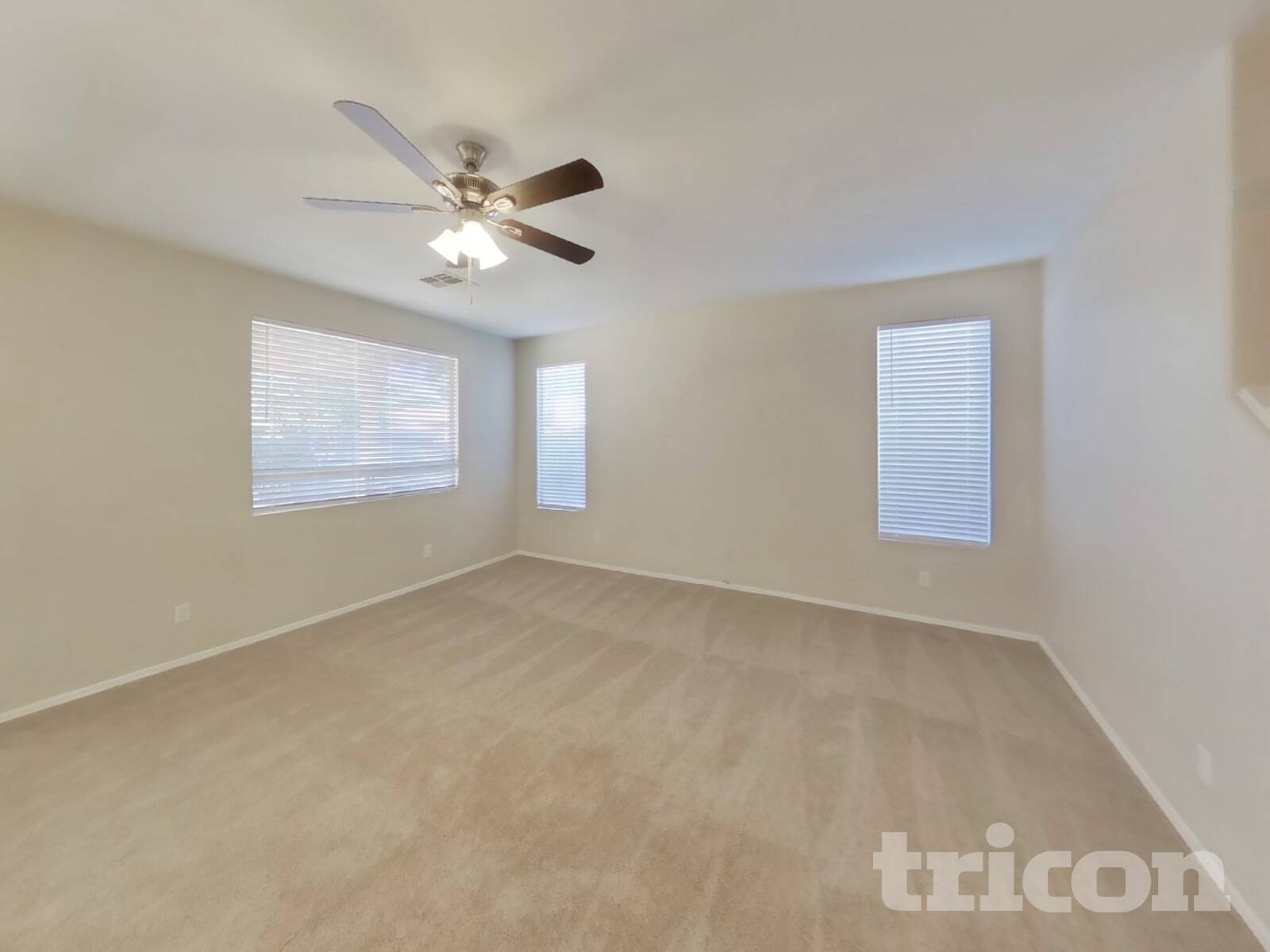 Building Photo - 4868 E Meadow Land Dr