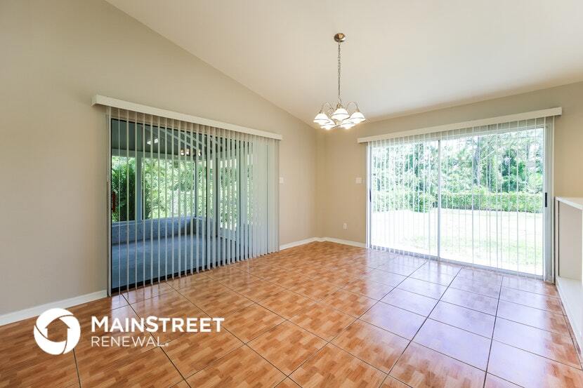 Building Photo - 4715 4th St W