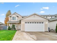 Building Photo - 4 Bedroom 2.5 Bath Home Recently Updated with Modern Finishes