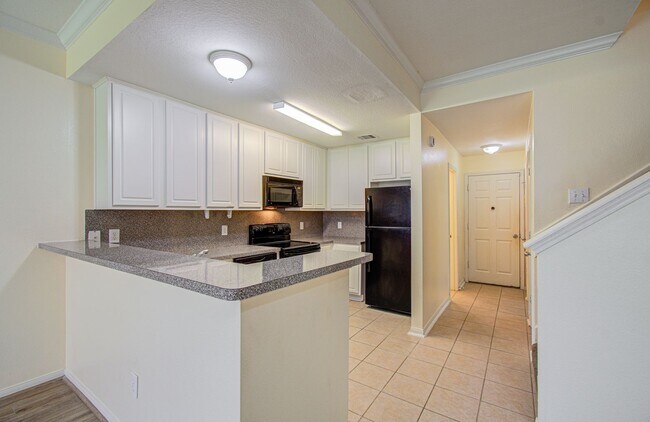 Building Photo - Affordable 3-Bedroom Townhome in Prime Missouri City Location