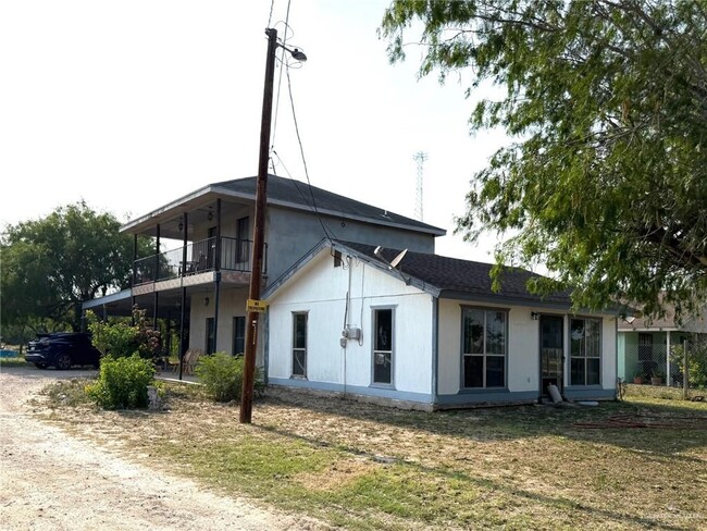 Primary Photo - 18 Moorefield Rd
