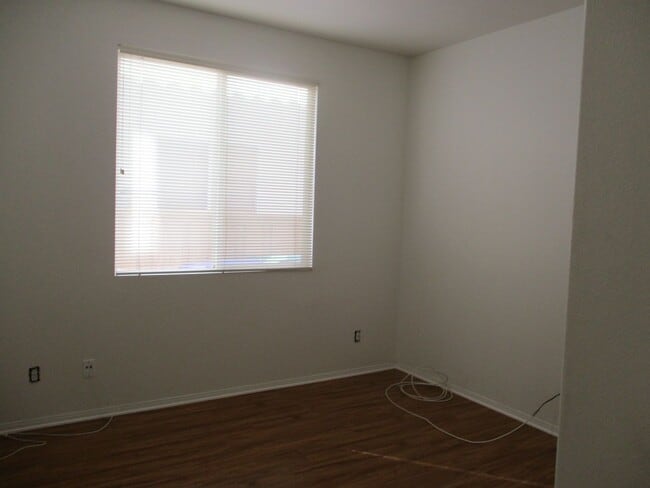 Building Photo - Desirable & spacious Sabre Springs 5 bedroom 3 bath 2 story home!