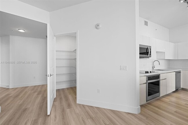 Building Photo - 101 Diplomat Pkwy