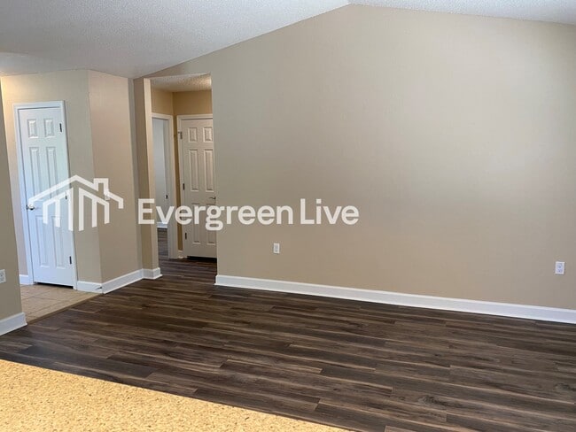 Building Photo - 72 Voda Ct