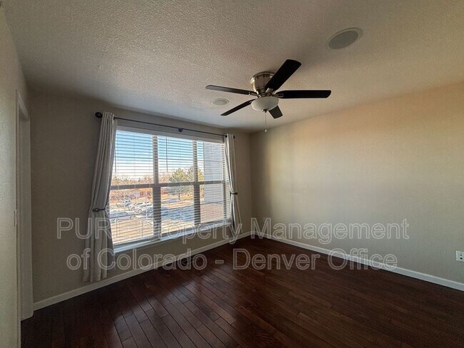 Building Photo - 447 S Quay St