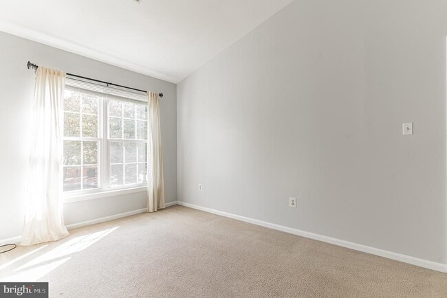 Building Photo - 1520 Long Dr Ct