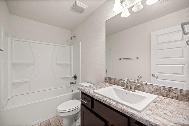 Building Photo - 5826 SW 83rd Ln