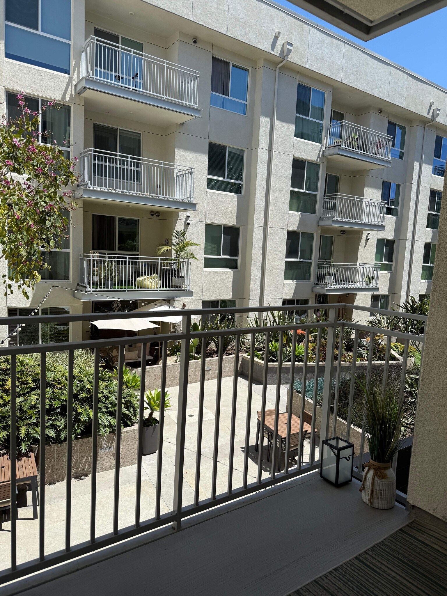 Building Photo - 12655 Bluff Creek Dr