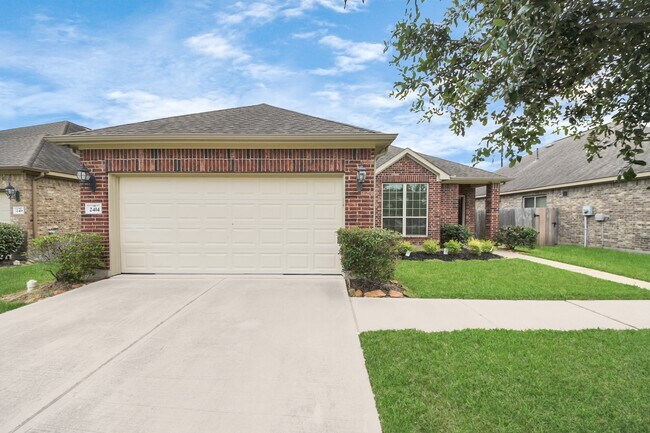 Building Photo - 2414 Argos Dr