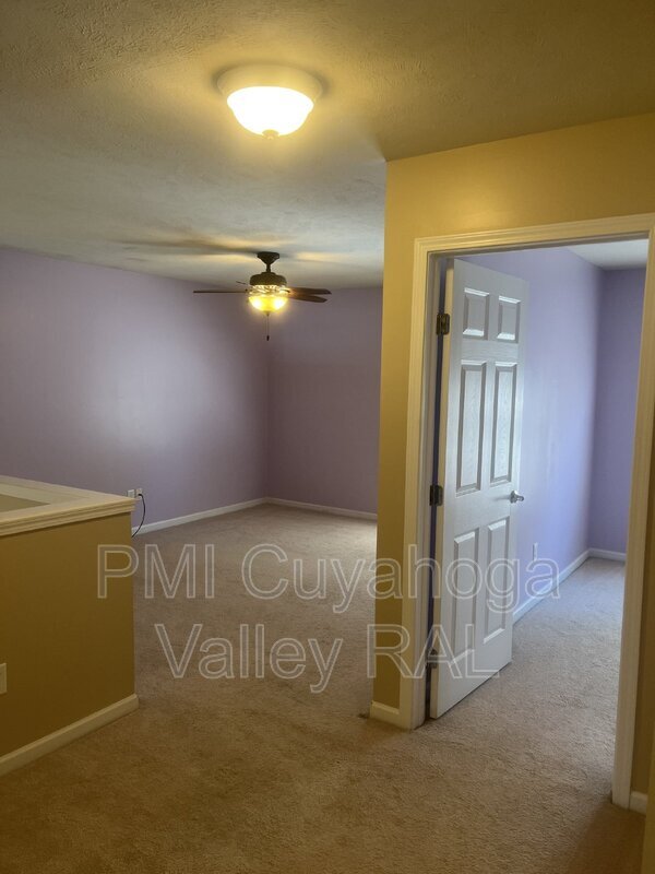 Building Photo - 4046 Gardiner Run