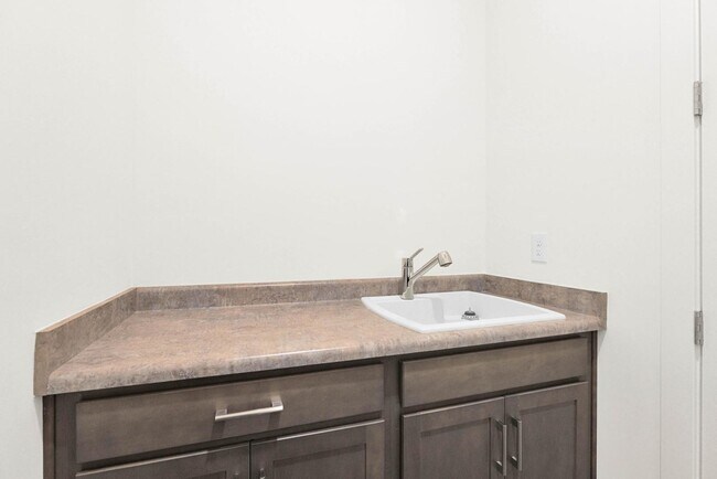 Building Photo - 3130 E Flintlock Dr