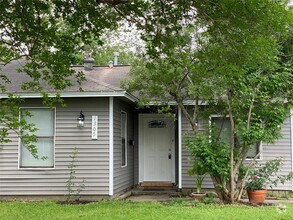 Building Photo - 1305 Zuber Dr