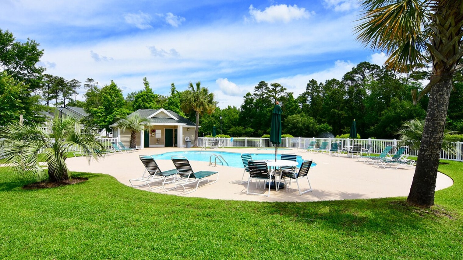 Building Photo - 1041 Blue Stem Dr